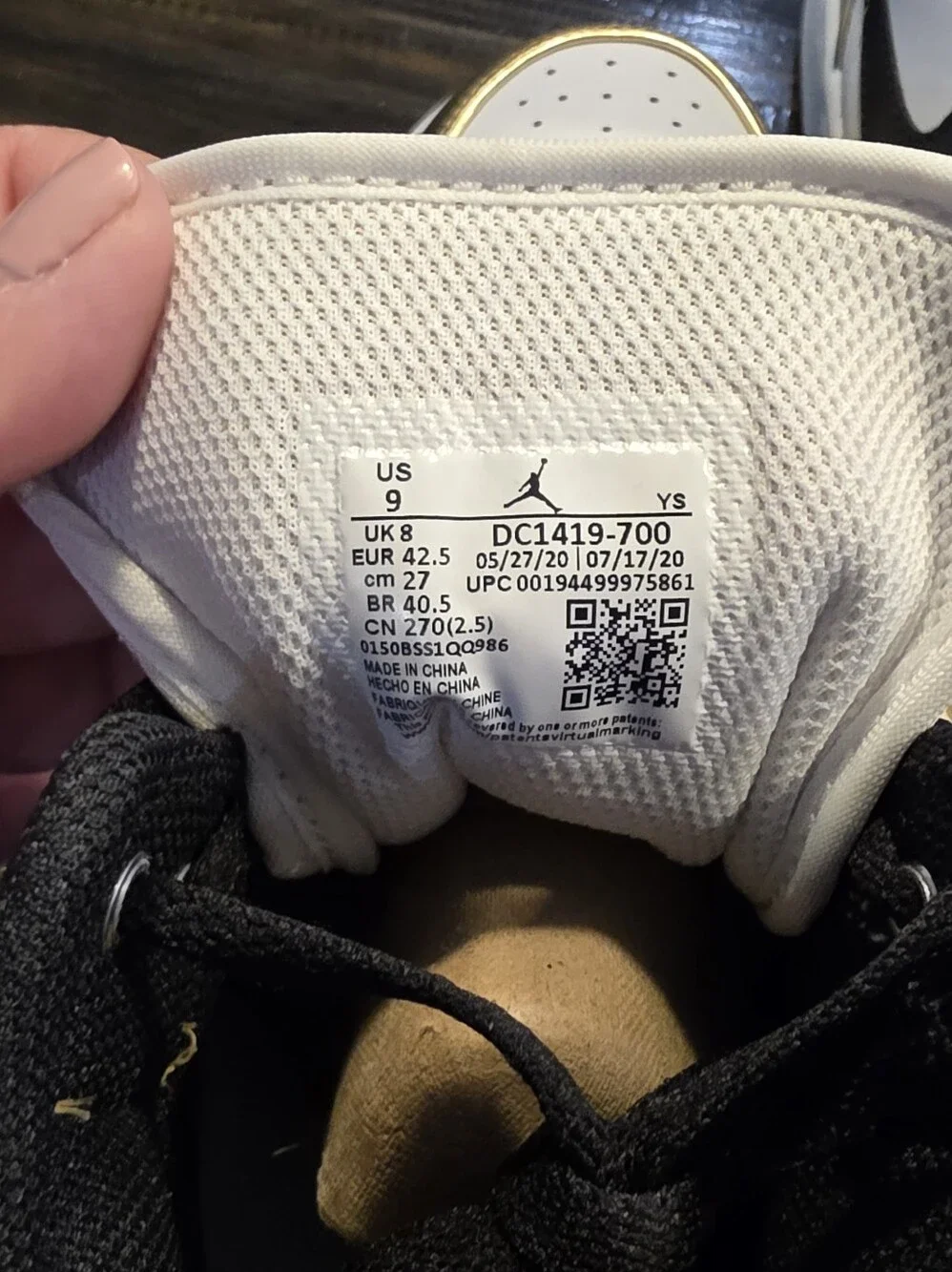 Air Jordan 1 Mid SE 